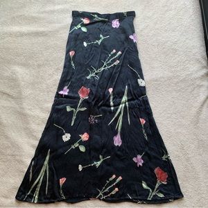 Beautiful maxi skirt with floral design by Street Code